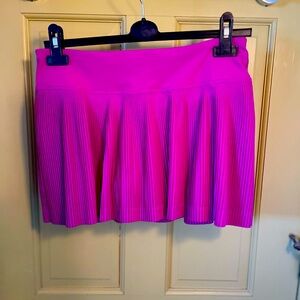 Lululemon Pleat to Street III skirt. Size 6 Reg. Ultraviolet Purple.